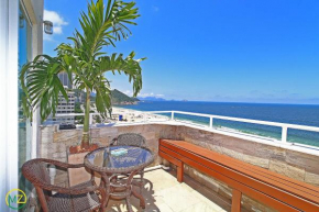 Incrivel cobertura frente mar com terraço